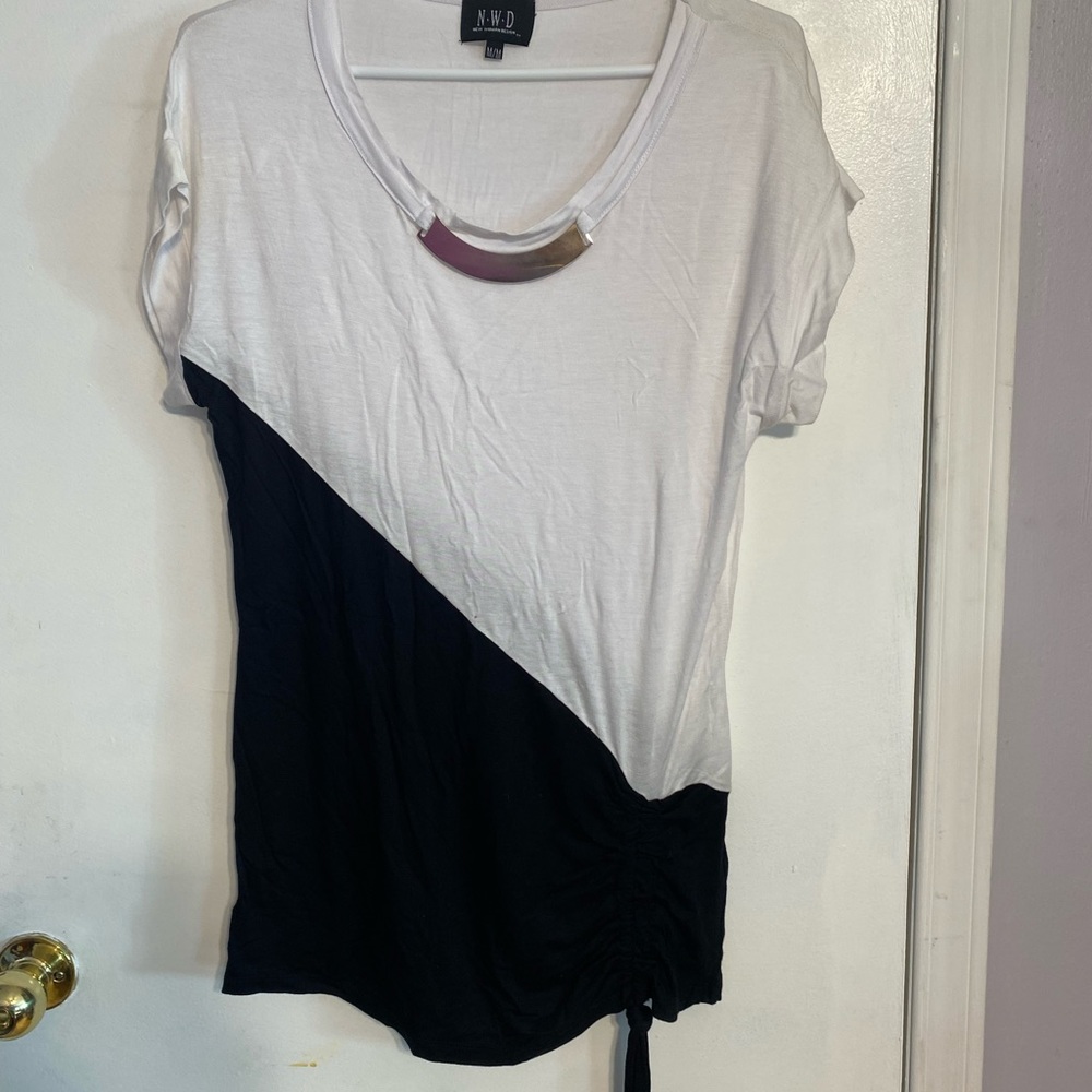Colour Block top with side tie and metal detail